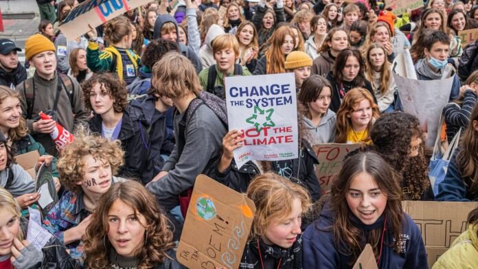 25-10-Climate-Strike-Belgium-1