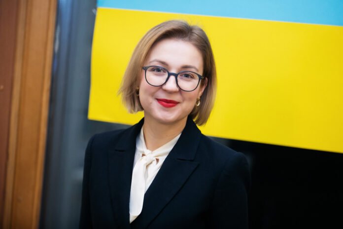 Inna_Sovsun,_ukrainian_flag