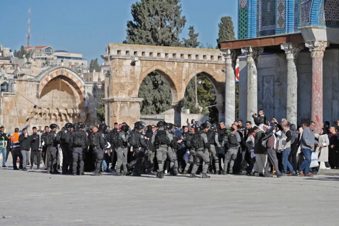 Over 150 Palestinians injured after Israeli troops entered into Al-Aqsa mosque