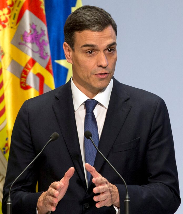 2018-06-04,_25_aniversario_de_las_relaciones_diplomáticas_entre_España_y_Andorra,_Pedro_Sánchez,_Pool_Moncloa-César_P._Sendra_(cropped)