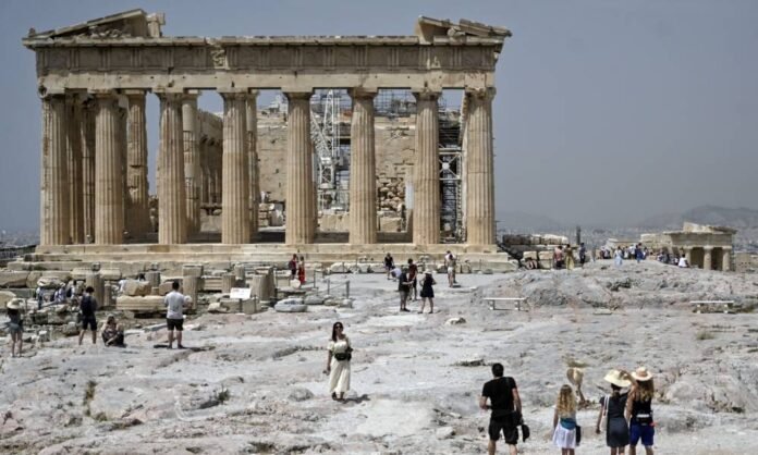 Greece to install 150 CCTV at Parthenon temple amid shameful gay sex shooting