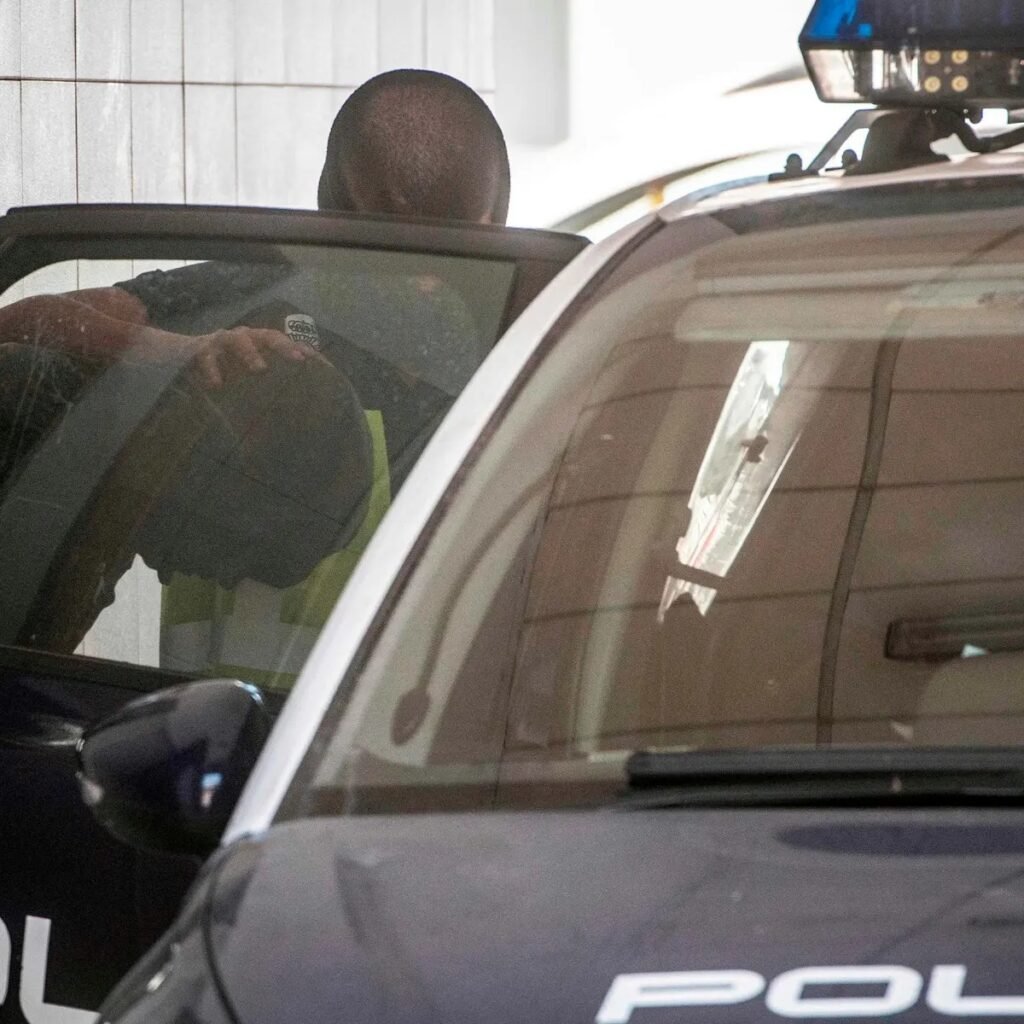 Spanish authorities nabs 7 people on suspicion of drug trafficking