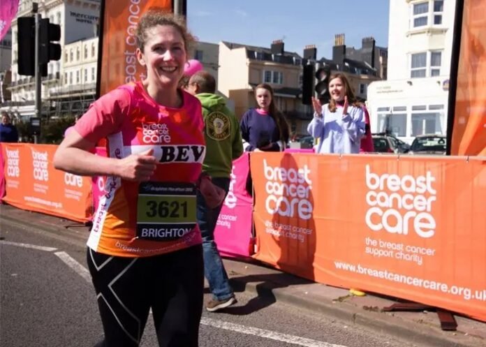 Around 1,700 people ran through Brussels for raising funds for breast cancer charities