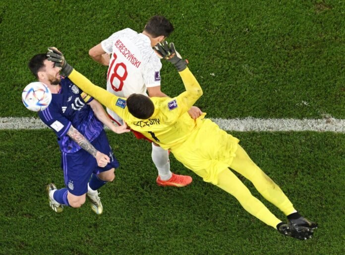 Argentina defeated Poland 2-0, advancing to the round of 16. After losing to Saudi Arabia in their opening World Cup game, Argentina made an incredible comeback. By winning against Mexico and Poland and scoring twice in each contest, they guaranteed their spot in the round of 16