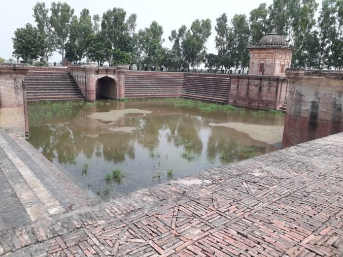Punjab's Taj Mehal, Pul Moran, represents never-ending love of Maharaja Ranjit Singh and Moran Punjab's Taj Mehal, Pul Moran, represents never-ending love of Maharaja Ranjit Singh and Moran