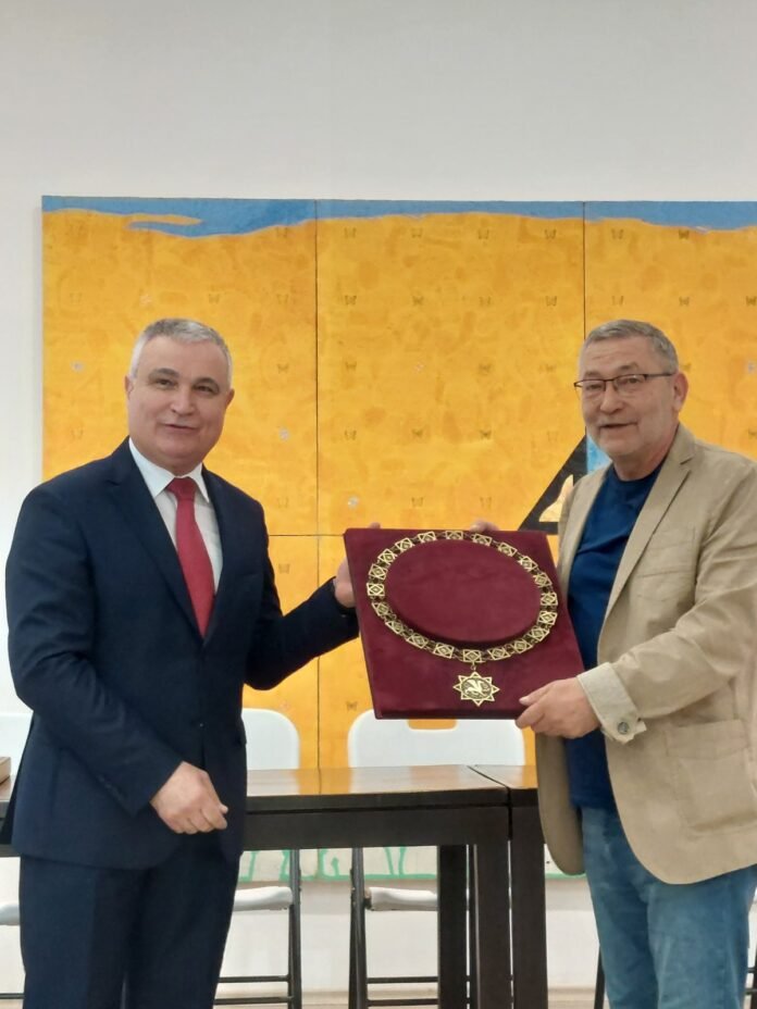 Bulgaria: Minister of Culture Prof. Dr Plamen Slavov presents awards at 61st National Archaeological Conference Bulgaria: Minister of Culture Prof. Dr Plamen Slavov presents awards at 61st National Archaeological Conference