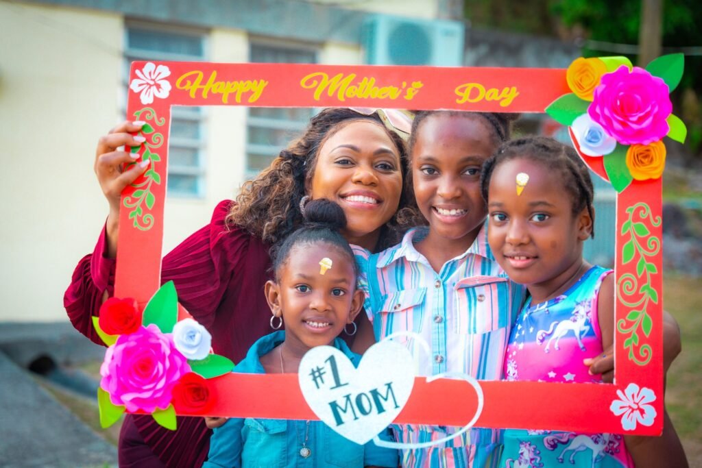 Dominica: Minister of Tourism Denise Charles recognizes last week's Mother's Day event, expresses gratitude