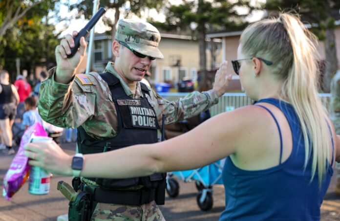 USA: 8th Military Police Brigade expresses pleasure to all MPs for ensuring successful holiday celebration