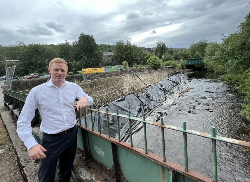 UK: MP Robbie Moore initiates repairment of River Worth Bank footpath in Keighley