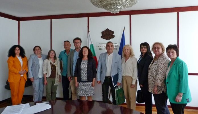 Bulgaria: Minister Krastu Krastev holds working meeting with delegations from Cultural Ministry Bulgaria: Minister Krastu Krastev holds working meeting with delegations from Cultural Ministry