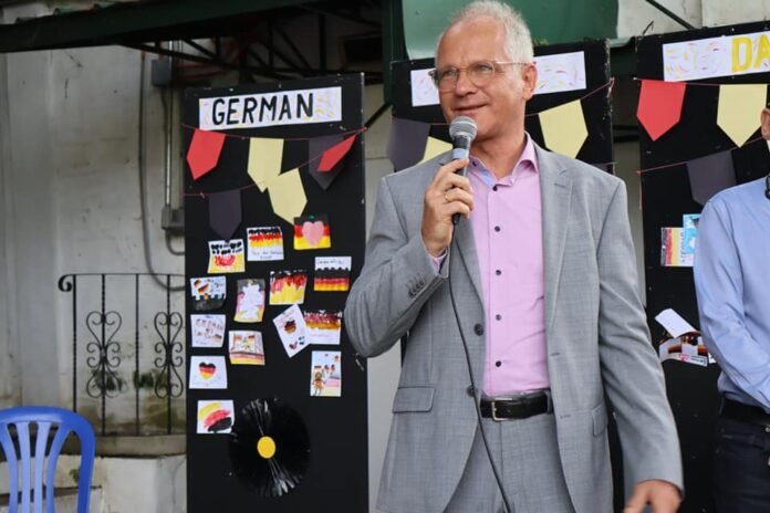 Ambassador Andreas Michael joins German European School in Manila