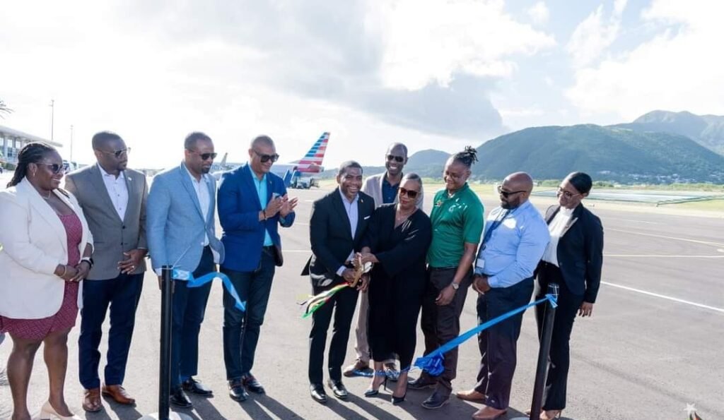 PM Drew at unveiling ceremony, credits to SKNIS Facebook page