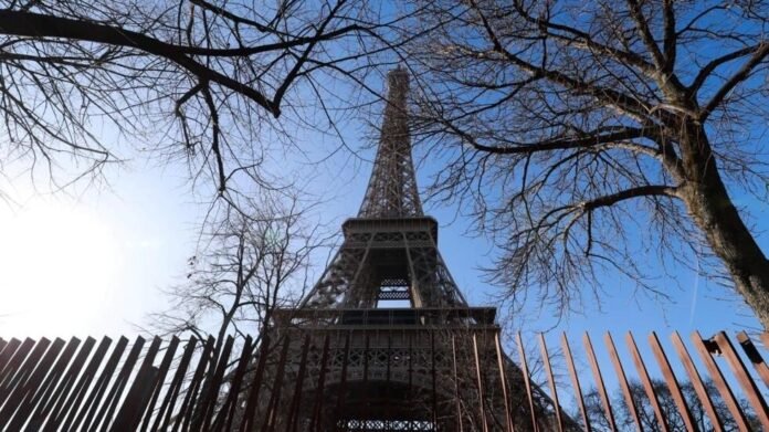While tourists can still explore the glass-enclosed esplanade beneath the tower, the closure of the 300-meter (984-foot) landmark itself has left visitors disappointed and uncertain about the duration of the strike While tourists can still explore the glass-enclosed esplanade beneath the tower, the closure of the 300-meter (984-foot) landmark itself has left visitors disappointed and uncertain about the duration of the strike