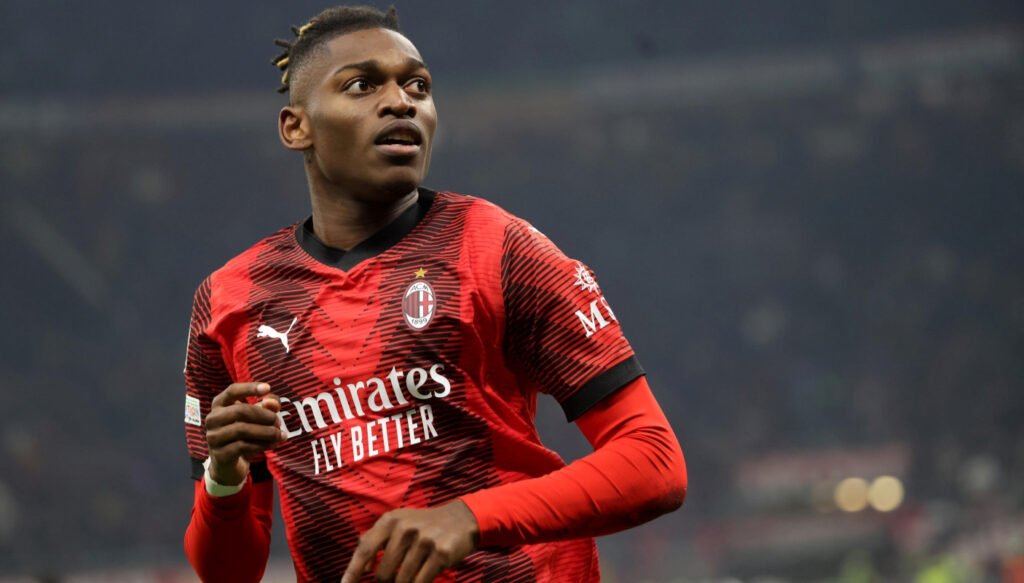 Despite committing to a new five-year contract last summer, reports suggest that Leao now feels he has reached "the end of a cycle" at Milan
