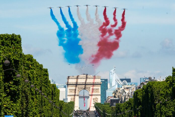 French aircraft fly over the Champs-Elysees during the annual Bastille Day military parade in Paris, July 14, 2017. DoD photo by Navy Petty Officer 2nd Class Dominique Pineiro French aircraft fly over the Champs-Elysees during the annual Bastille Day military parade in Paris, July 14, 2017. DoD photo by Navy Petty Officer 2nd Class Dominique Pineiro