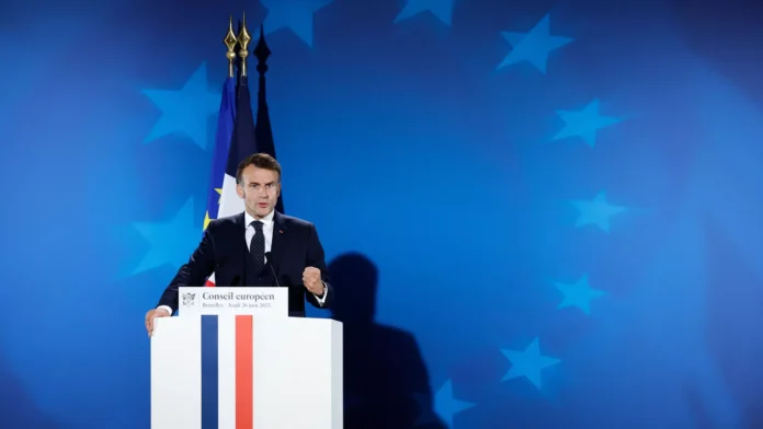 According to a statement from the Élysée Palace, Macron initiated the call, urging a ceasefire in Ukraine and the start of negotiations to end the war, now in its third year