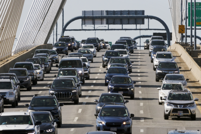 Traffic jams stretched across Paris freeways Thursday morning, with multiple accidents causing severe disruptions for thousands of Île-de-France commuters Traffic jams stretched across Paris freeways Thursday morning, with multiple accidents causing severe disruptions for thousands of Île-de-France commuters