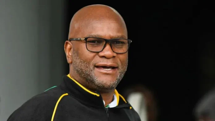 South Africa’s ambassador to France, Nathi Mthethwa, died in Paris under unclear circumstances, sparking a French investigation into the incident South Africa’s ambassador to France, Nathi Mthethwa, died in Paris under unclear circumstances, sparking a French investigation into the incident