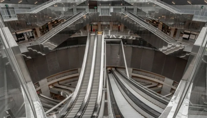 Natural light floods the Villejuif-Gustave Roussy station, revealing stainless-steel surfaces and monumental depth at Paris’s award-winning Line 14 hub Natural light floods the Villejuif-Gustave Roussy station, revealing stainless-steel surfaces and monumental depth at Paris’s award-winning Line 14 hub